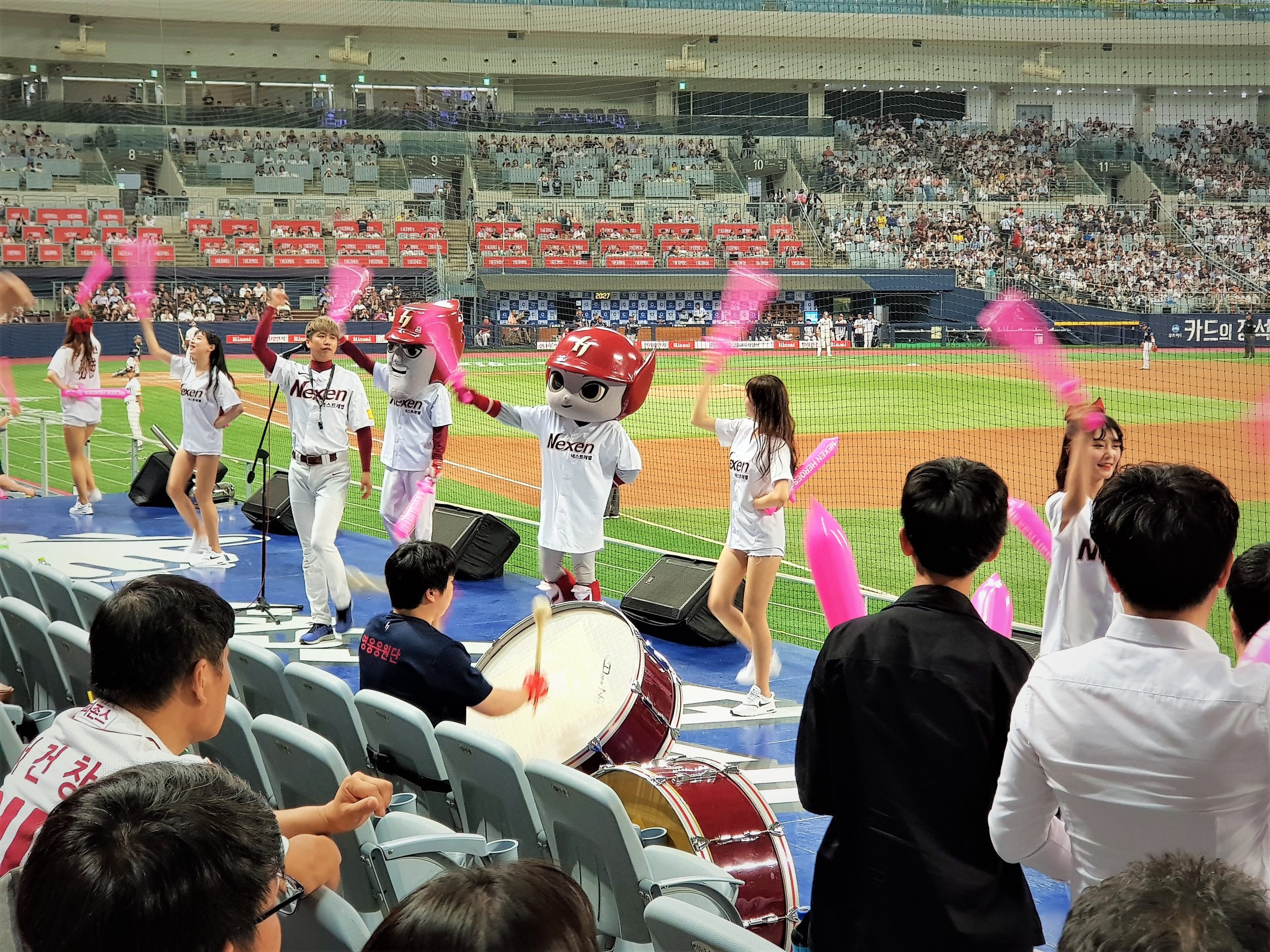 Cheerleaders and mascot energizing the crowd at Gocheok Sky Dome