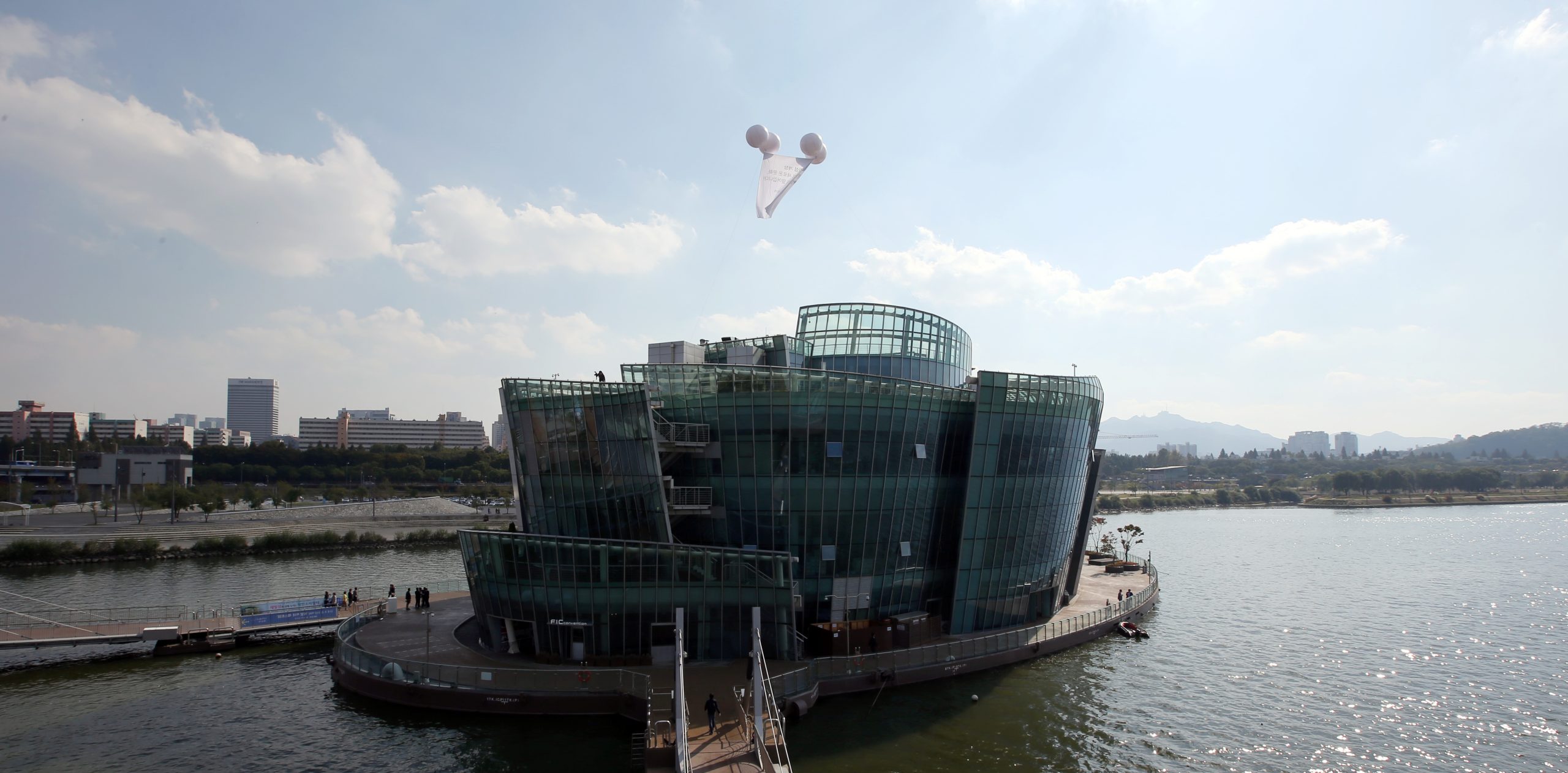 Some Sevit futuristic glass-and-steel island architecture up close
