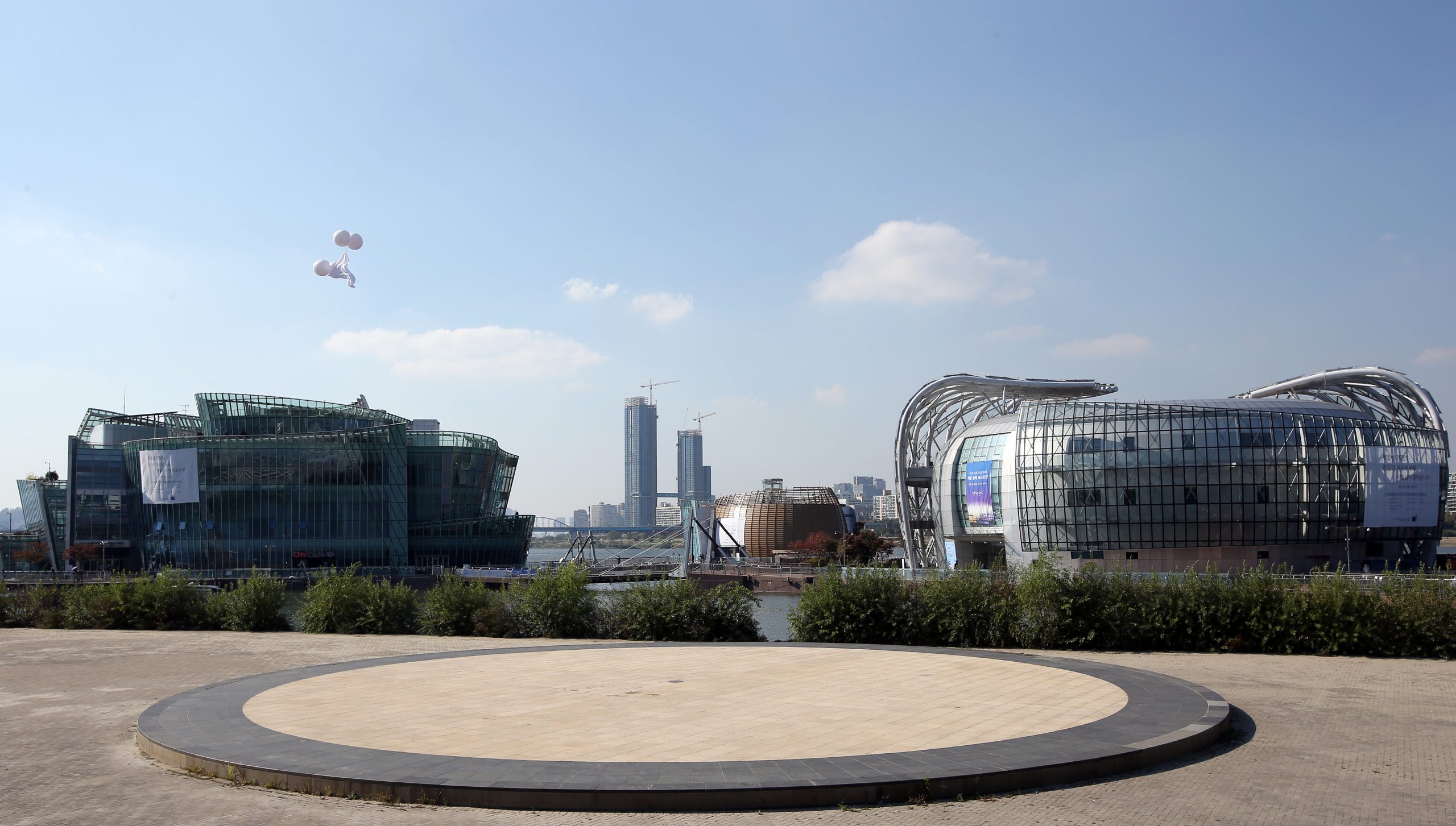 The Some Sevit floating islands and riverside plaza by day, Han River Seoul