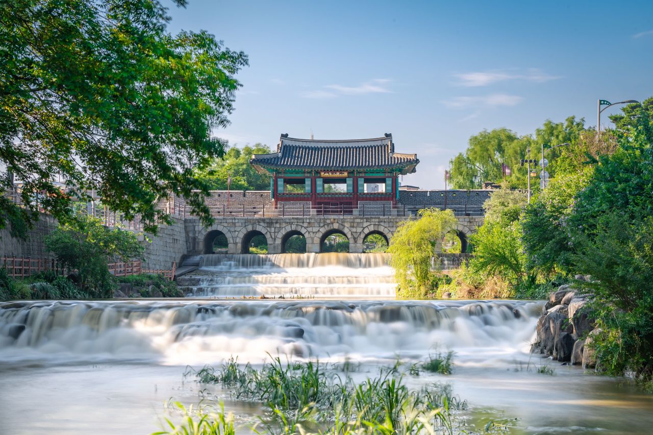 Banghwasuryujeong pavilion over the Hwahongmun water gate at Hwaseong Fortress