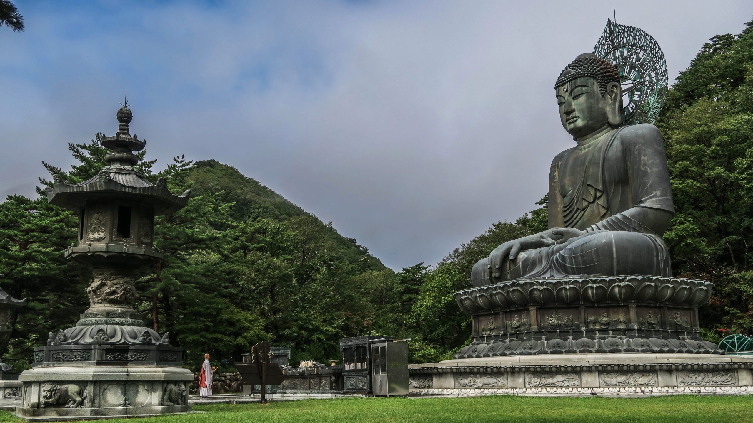 Great Unification Buddha at Sinheungsa temple in Seoraksan National Park