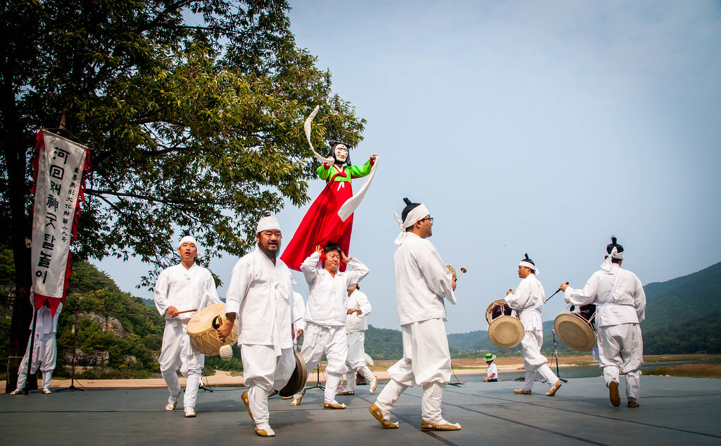 Hahoe Byeolsingut Talnori mask dancers performing at Hahoe Folk Village